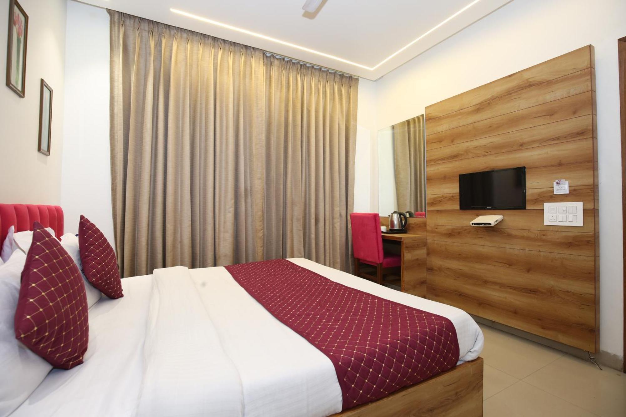 Hotel Rv Regency Amritsar Luaran gambar