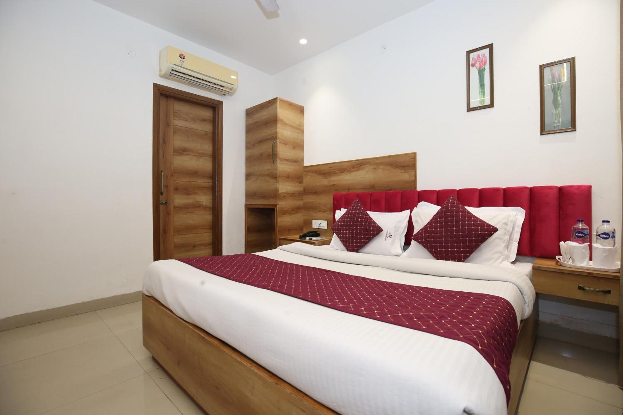 Hotel Rv Regency Amritsar Luaran gambar