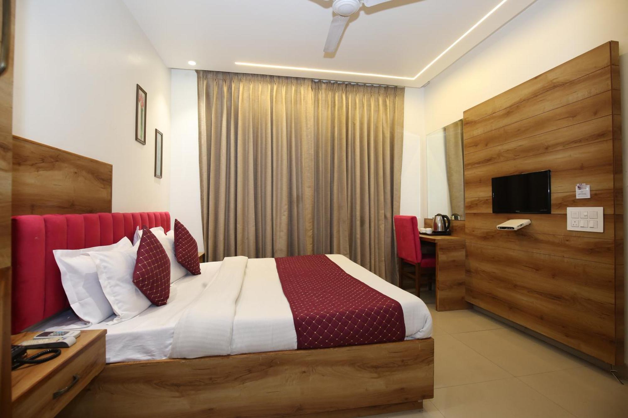 Hotel Rv Regency Amritsar Luaran gambar