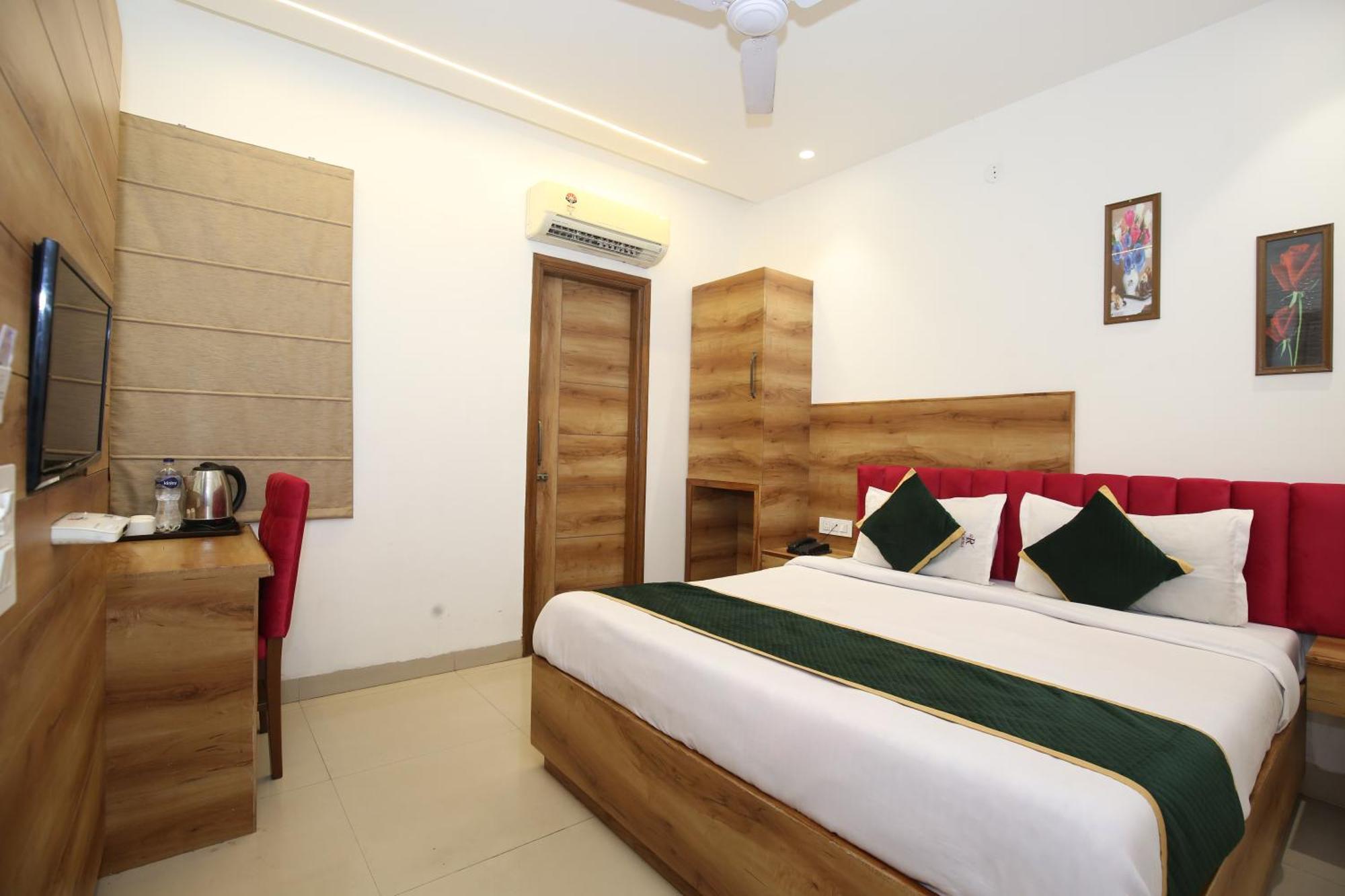 Hotel Rv Regency Amritsar Luaran gambar